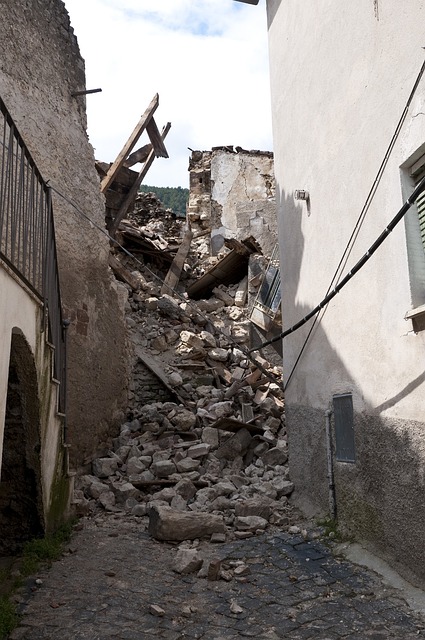 earthquake, rubble, l'aquila